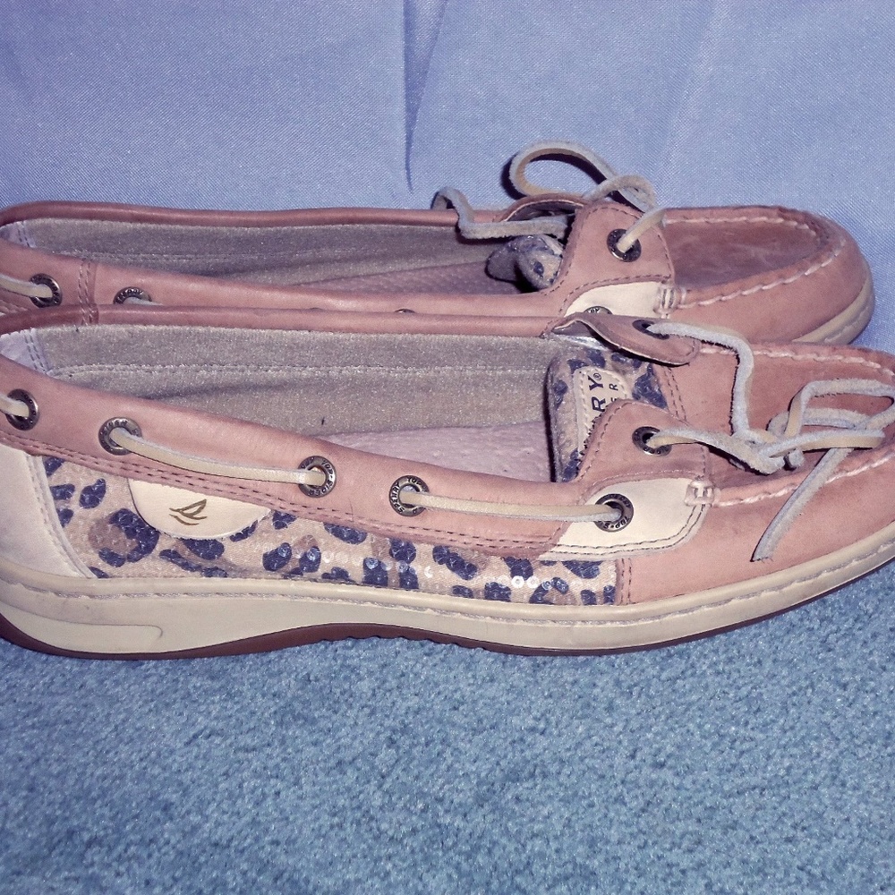 Sperry Woman's Shoes Size 7.5